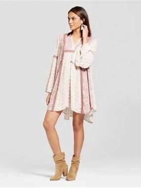 Knox Rose Light Pink Printed High-Low Swing Dress